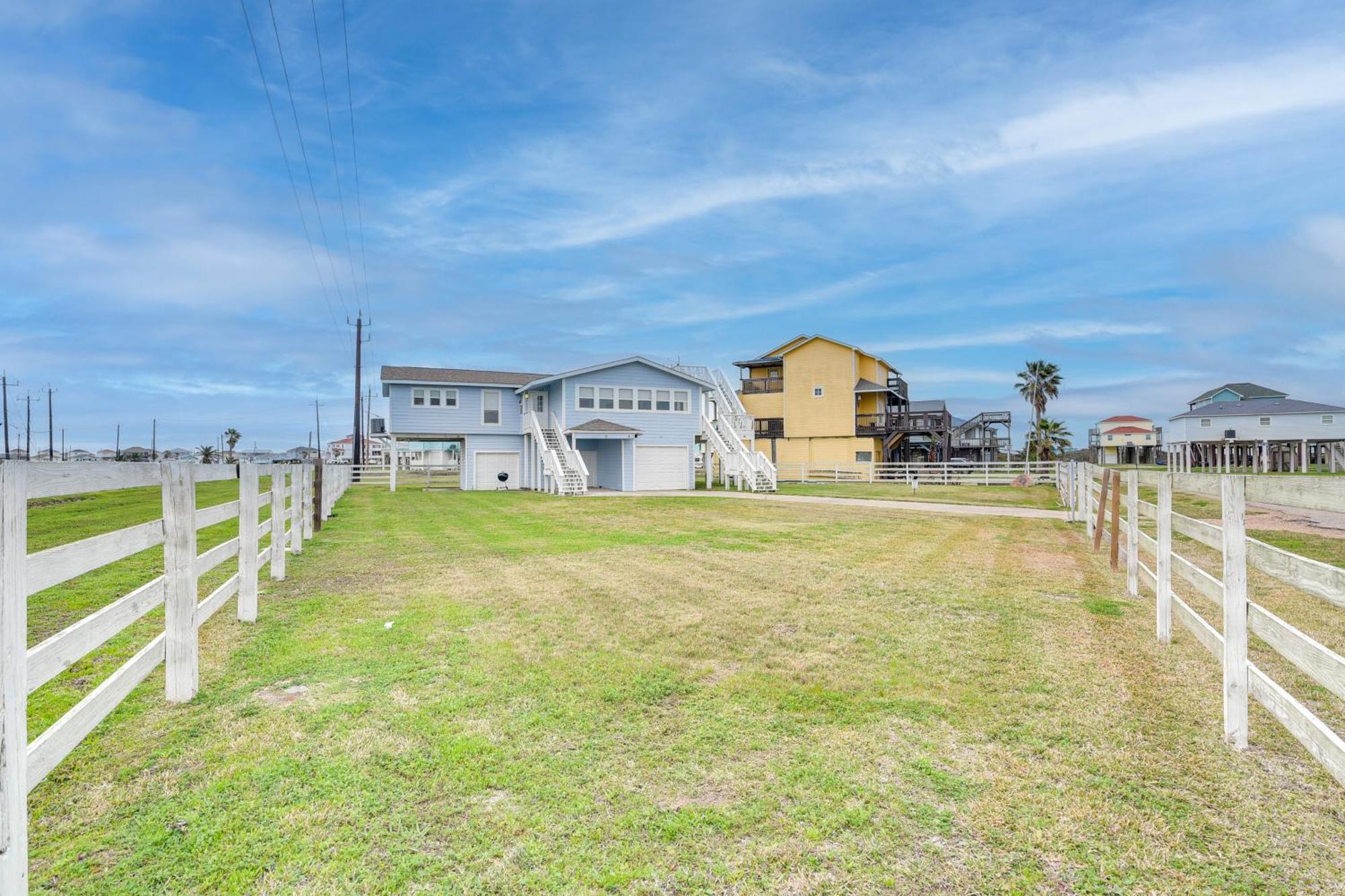 Modern Freeport Home Short Walk To Surfside Beach Exterior foto